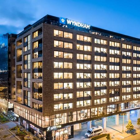 Wyndham Bogota Hotell Eksteriør bilde Wyndham Grand Vilnius