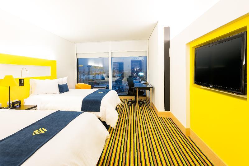 Wyndham Bogota Hotell Eksteriør bilde A room at the hotel