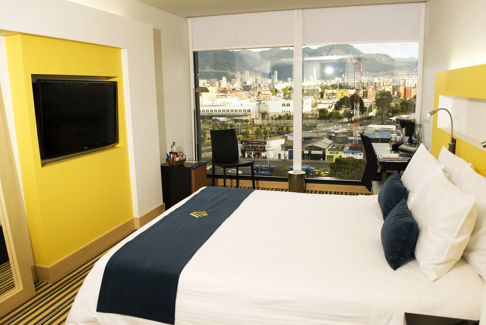 Wyndham Bogota Hotell Eksteriør bilde A room at the hotel